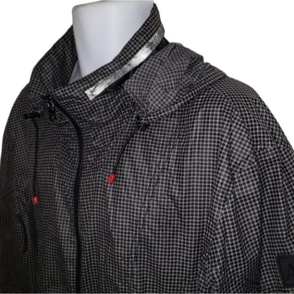 Armani Exchange Hooded Nylon Ripstop Jacket - Women's - Picture 4 of 11